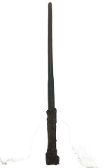Harry Potter Asası 30 cm ve Siyah Çerçeveli Harry Potter Gözlüğü Seti