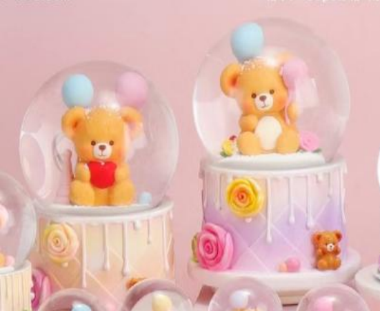 Sevimli Ayıcık Işıklı Müzikli Püskürtmeli Büyük Boy Kar Küresi