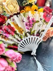 Plastik Desenli Yelpaze