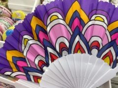 Plastik Desenli Yelpaze