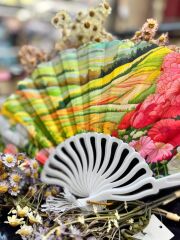 Plastik Desenli Yelpaze