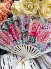 Plastik Desenli Yelpaze