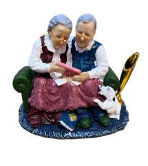 Polyester Yaşlı Çift Kalemlikli Biblo