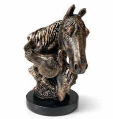 Polyester At Büstü