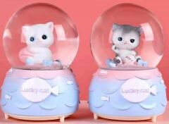 Sevimli Kedicik Işıklı Müzikli Püskürtmeli Büyük Boy Kar Küresi