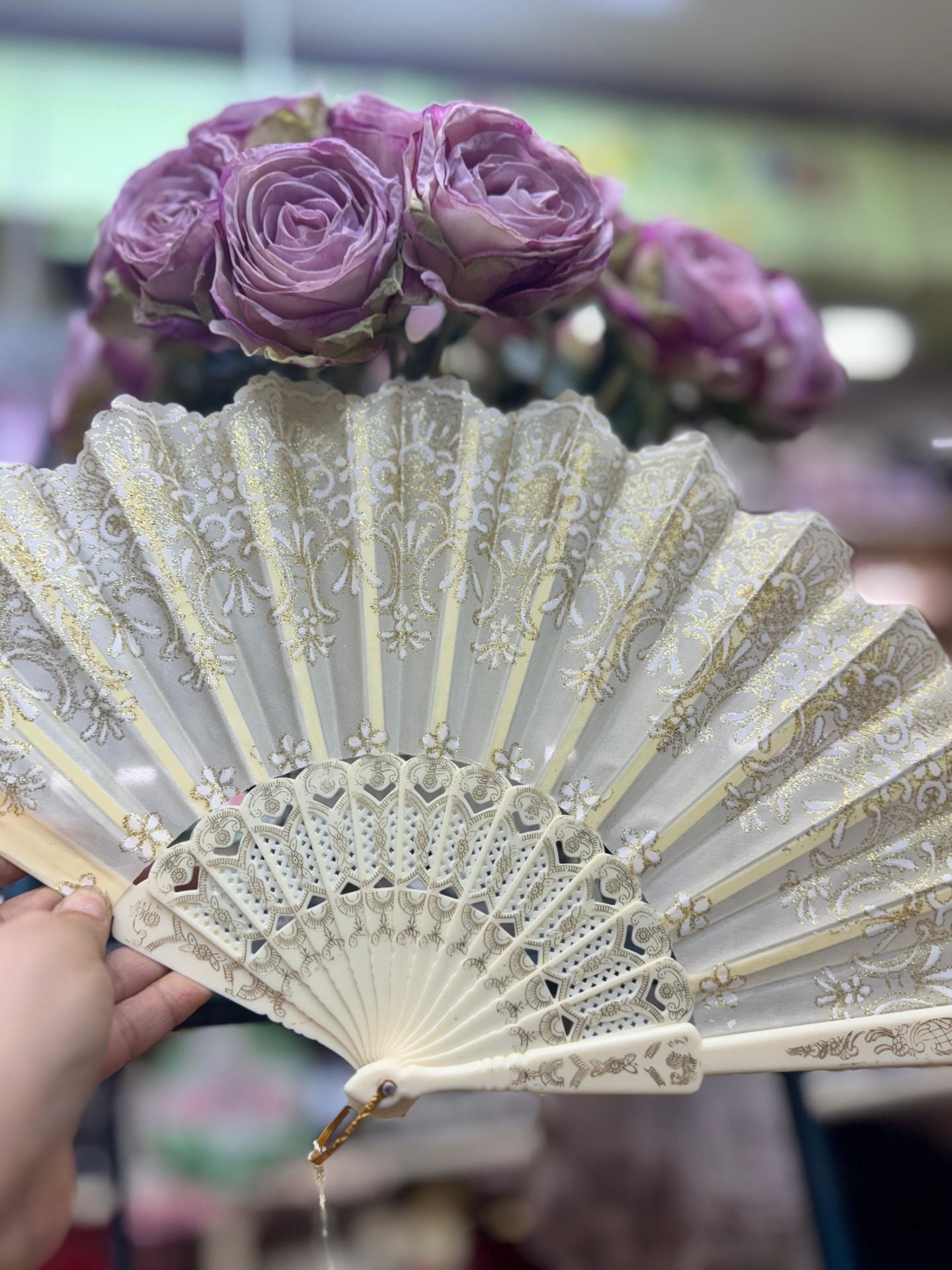 Plastik Desenli Yelpaze