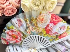 Plastik Desenli Yelpaze