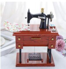 Dikiş Makinesi Tasarımlı Müzik Kutusu
