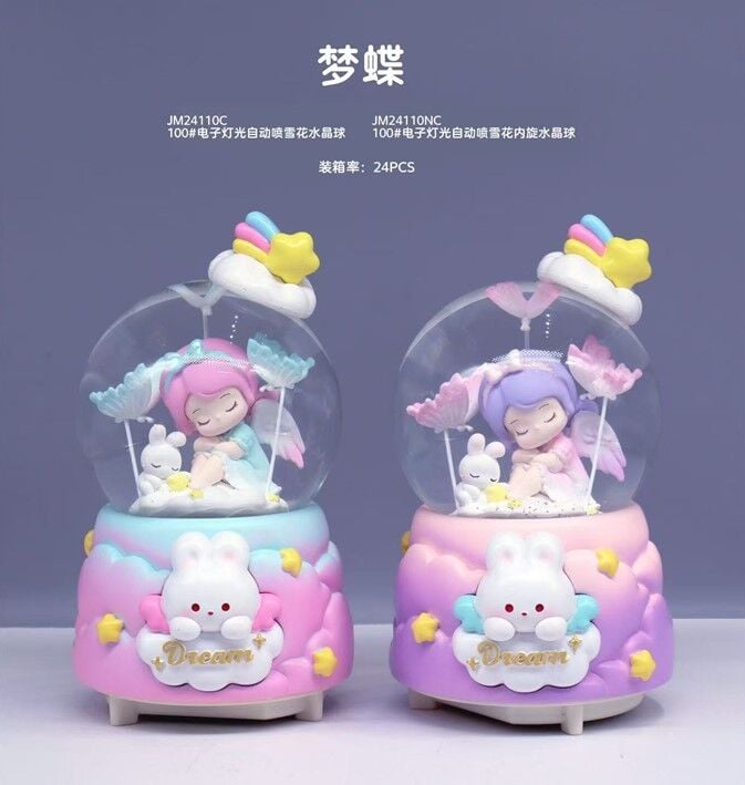 Işıklı Müzikli Püskürtmeli Büyük Boy Kar Küresi