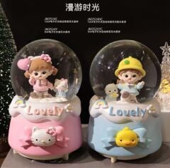 Işıklı Müzikli Püskürtmeli Büyük Boy Kar Küresi