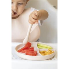 Krem Rengi 3’lü Silikon Yemek Seti – Önlük + Diş Kaşıyıcılı Kaşık + Vakumlu Tabak