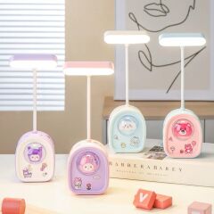 Fanus İçinde Karakterli Açacaklı Masa Lambası