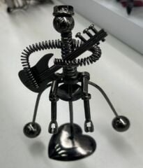 Metal Müzisyen Şeklinde Kalemlik