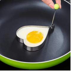 Metalik Kalp Şeklinde Metal Omlet Yumurta ve Krep Kalıpları