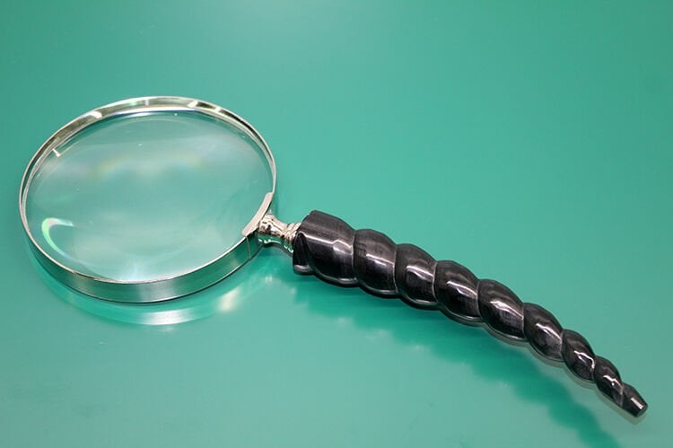 Boynuz Pirinç Büyüteç Model 3