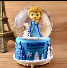 Frozen Temalı Işıklı Müzikli Püskürtmeli Büyük Boy Kar Küresi