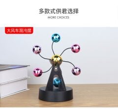 Renkli Dönen Denge Topu