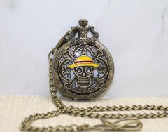 One Piece Tasarımlı Köstekli Saat