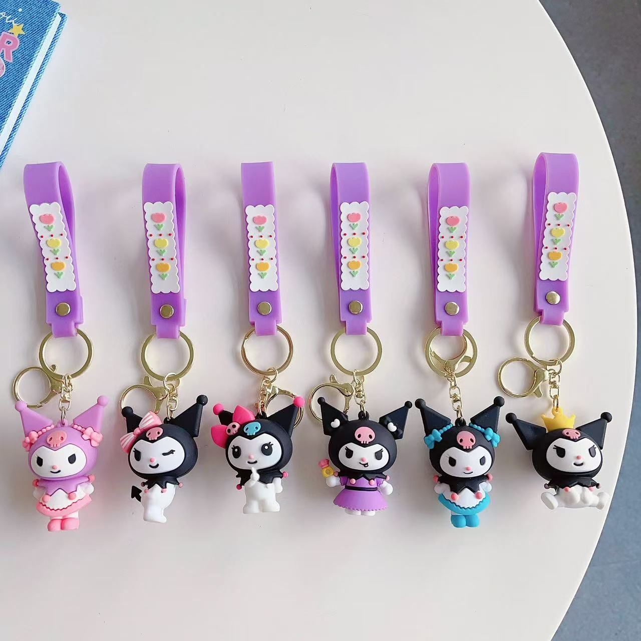 Karakterli Silikon Anahtarlık 12 Adet