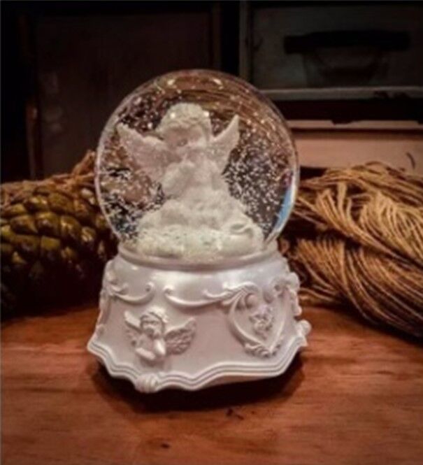 Işıklı Müzikli Orta Boy Kar Küresi