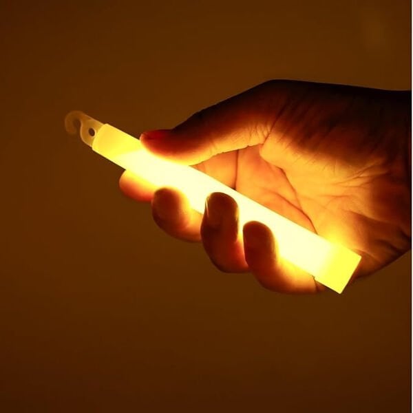 Turuncu Renk Karanlıkta Yanan Asılabilir Lamba 1 Adet