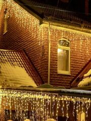 3 Metre 100 Led 20 Saçak 30*50*70 cm Çakarlı IP65 Su Geçirmez Dış Mekan