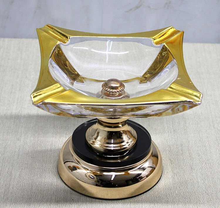 Metal Ayaklı Cam Küllük Model 3