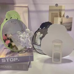 Ayaklı Makyaj Aynası