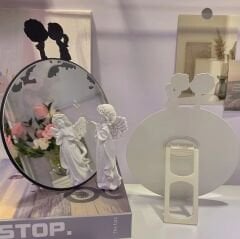 Sevgili Temalı Metal Makyaj Aynası