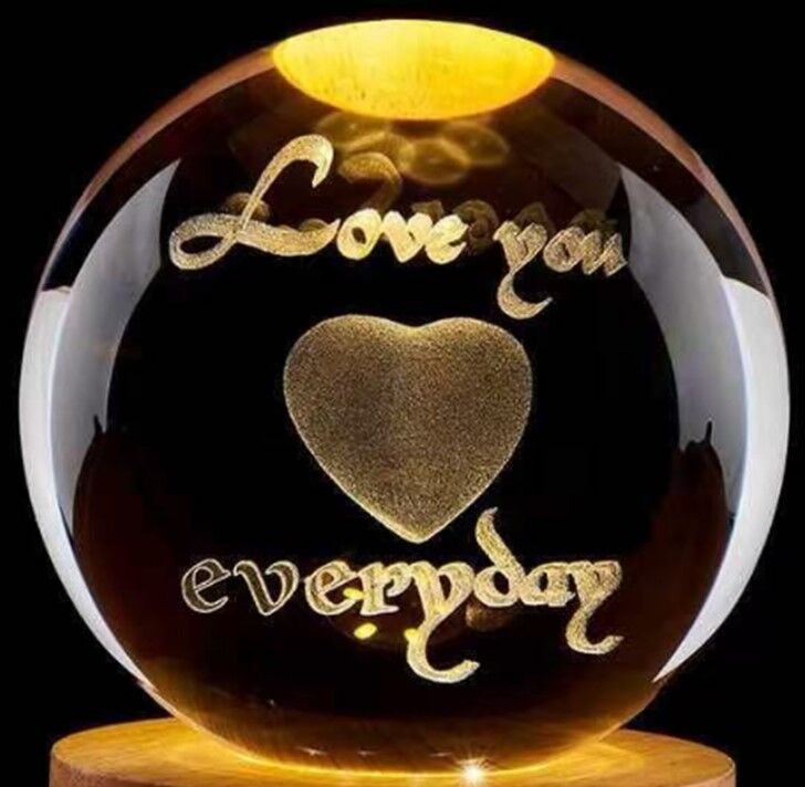 Kalp I Love You Renk DEğiştiren Işıklı Cam Küre 6cm