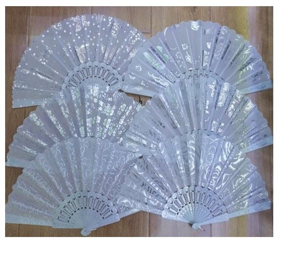 Yelpaze Beyaz Renk 12 Adet