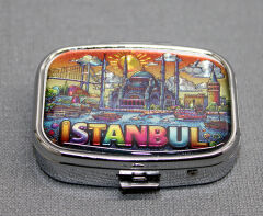 İstanbul Temalı İlaç Kutusu Anahtarlık Alk4371