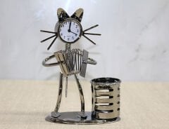 Metal Akordiyon Çalan Müzisyen Kedi Müzisyen Saat Ve Kalemlik