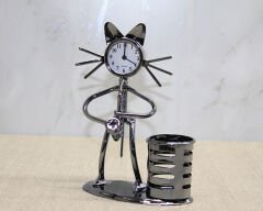 Metal Saksafon Çalan Müzisyen Kedi Saat Ve Kalemlik