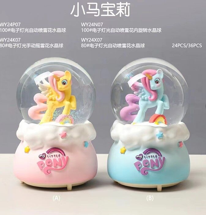 Işıklı Müzikli Orta Boy Kar Küresi Renkli