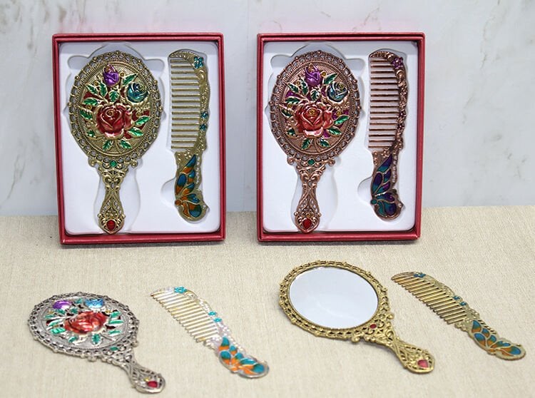 Gül Tasarımı Ayna Ve Tarak Seti Küçük Boy