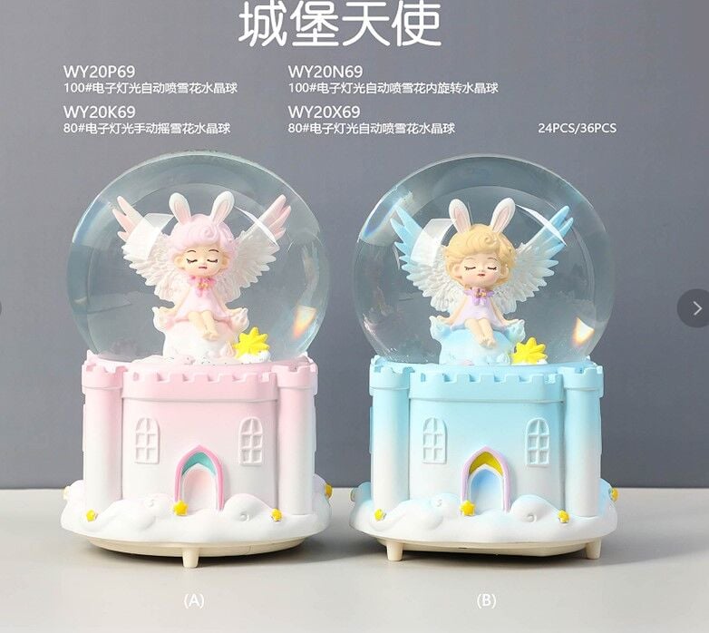 Kulaklı Melek Kız Işıklı Müzikli Orta Boy Kar Küresi Model 2