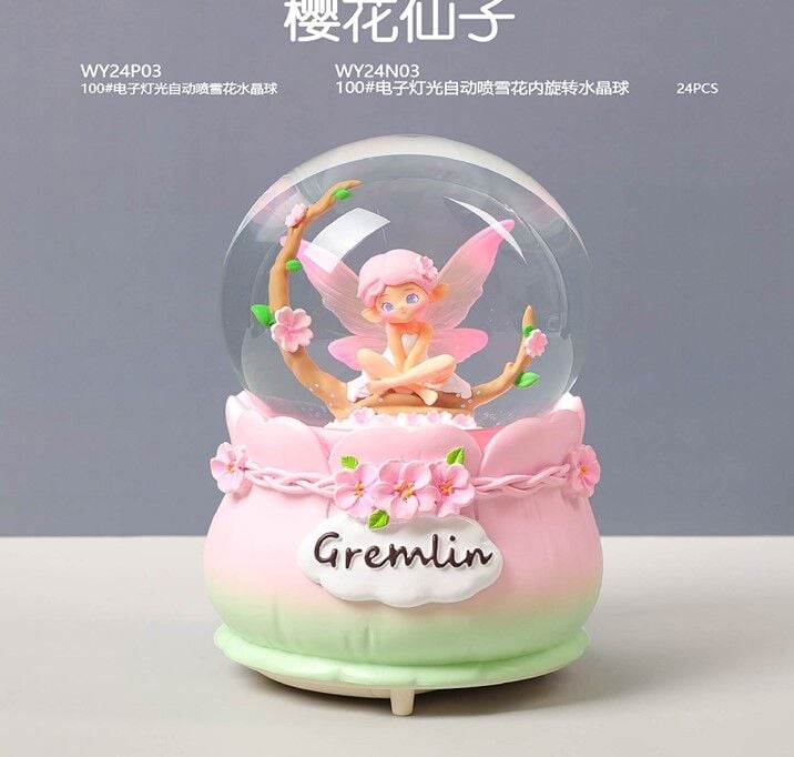 Işıklı Müzikli Orta Boy Kar Küresi Model 6