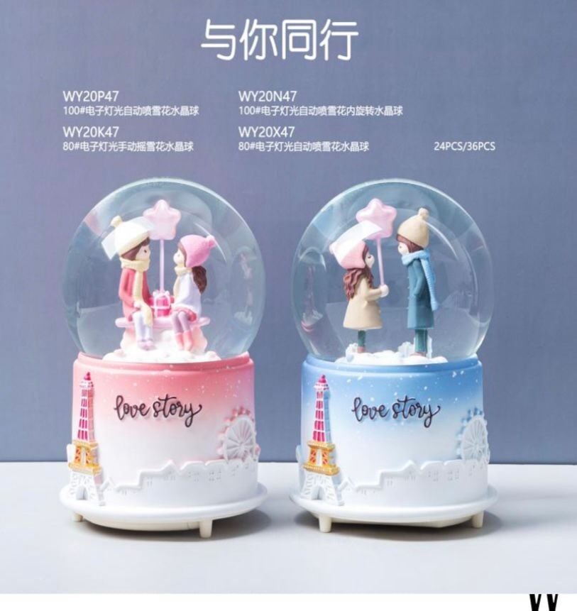Romantik Aşıklar Işıklı Müzikli Püskürtmeli Büyük Boy Kar Küresi