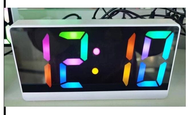 Renkli Dijtal Alarmlı Masa Saati Büyük Boy