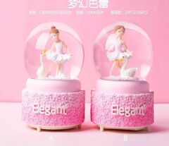 Kuğulu Balerin Işıklı Müzikli Püskürtmeli Büyük Boy Kar Küresi