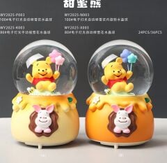 Işıklı Müzikli Püskürtmeli Büyük Boy Kar Küresi Model 38