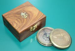 Ahşap Kutulu Pirinç Pusula