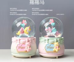 Işıklı Müzikli Püskürtmeli Büyük Boy Kar Küresi