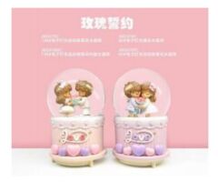 Işıklı Müzikli Püskürtmeli Büyük Boy Kar Küresi