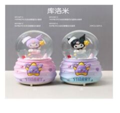 Karakterli Işıklı Müzikli Püskürtmeli Büyük Boy Kar Küresi