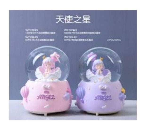 Işıklı Müzikli Püskürtmeli Büyük Boy Kar Küresi