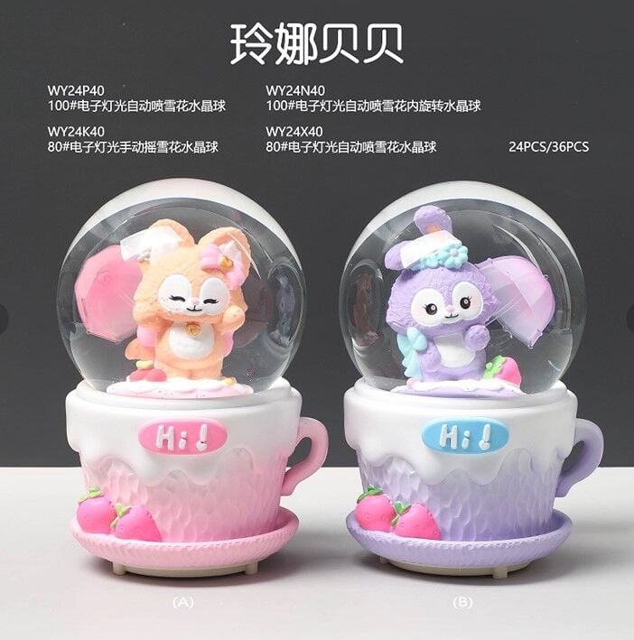 Işıklı Müzikli Orta Boy Kar Küresi