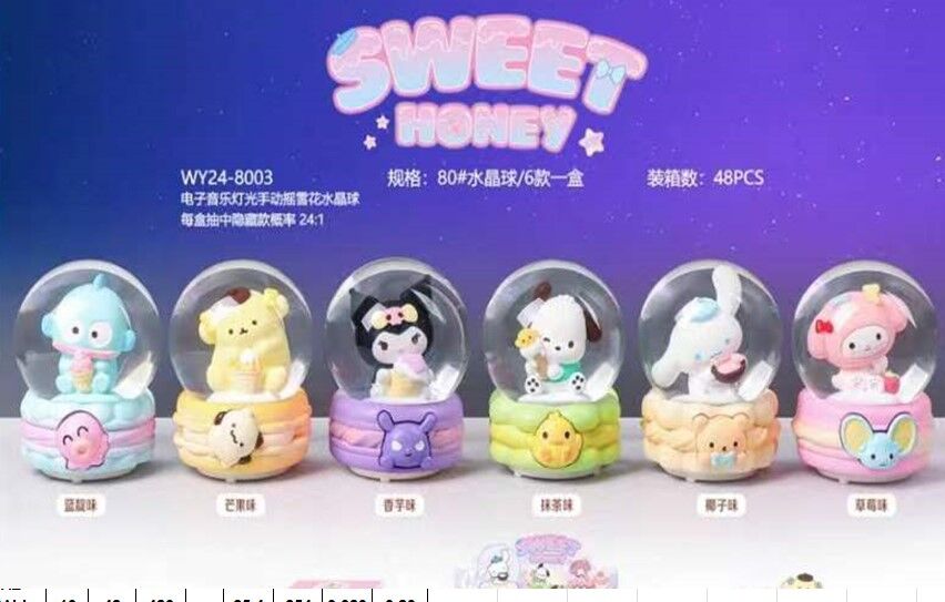 Işıklı Müzikli Orta Boy Kar Küresi