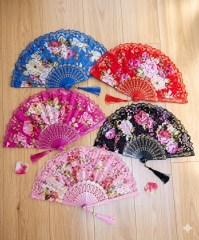 Yelpaze Plastik Karışık Renkli 12 Adet